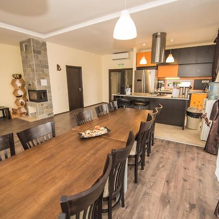 Vakarel Residence Экстерьер фото