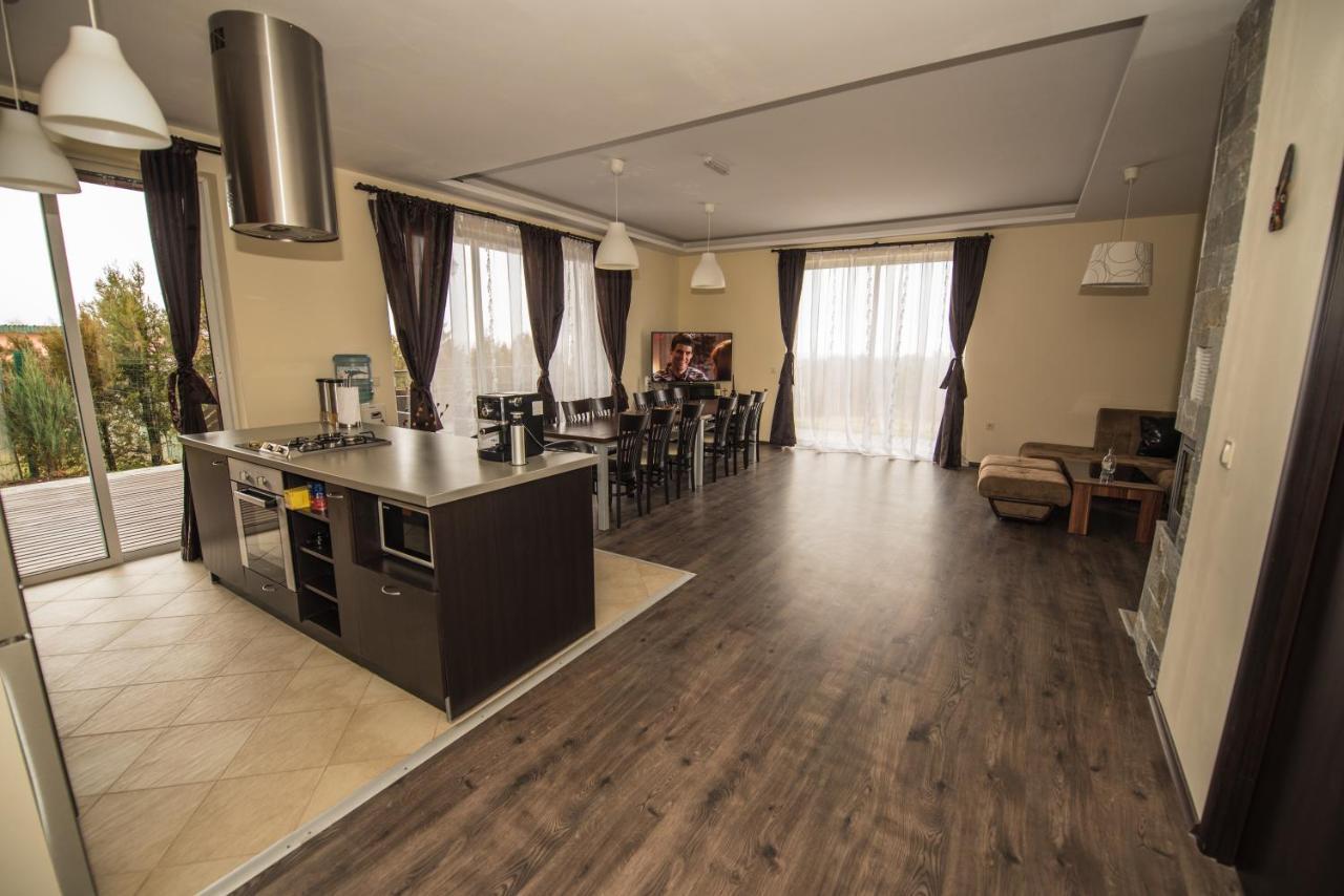 Vakarel Residence Экстерьер фото